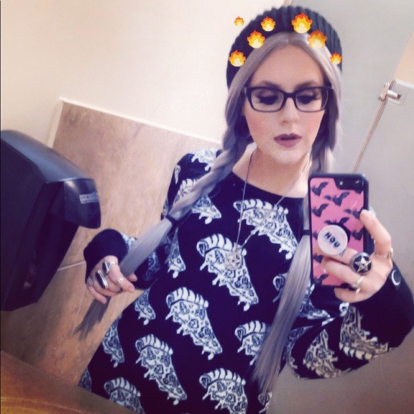 Meet your Posh Ambassador, Batty Maddie - Picture 4 of 6